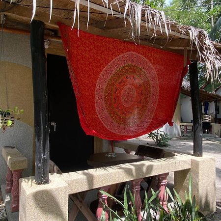 Apartamento Hutofhappiness Thong Sala Exterior foto
