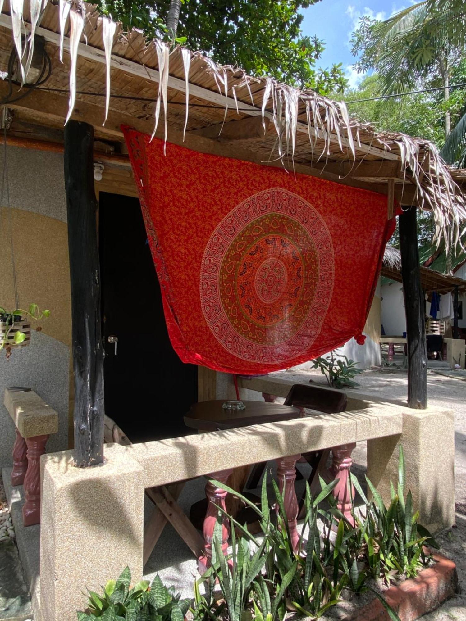 Apartamento Hutofhappiness Thong Sala Exterior foto